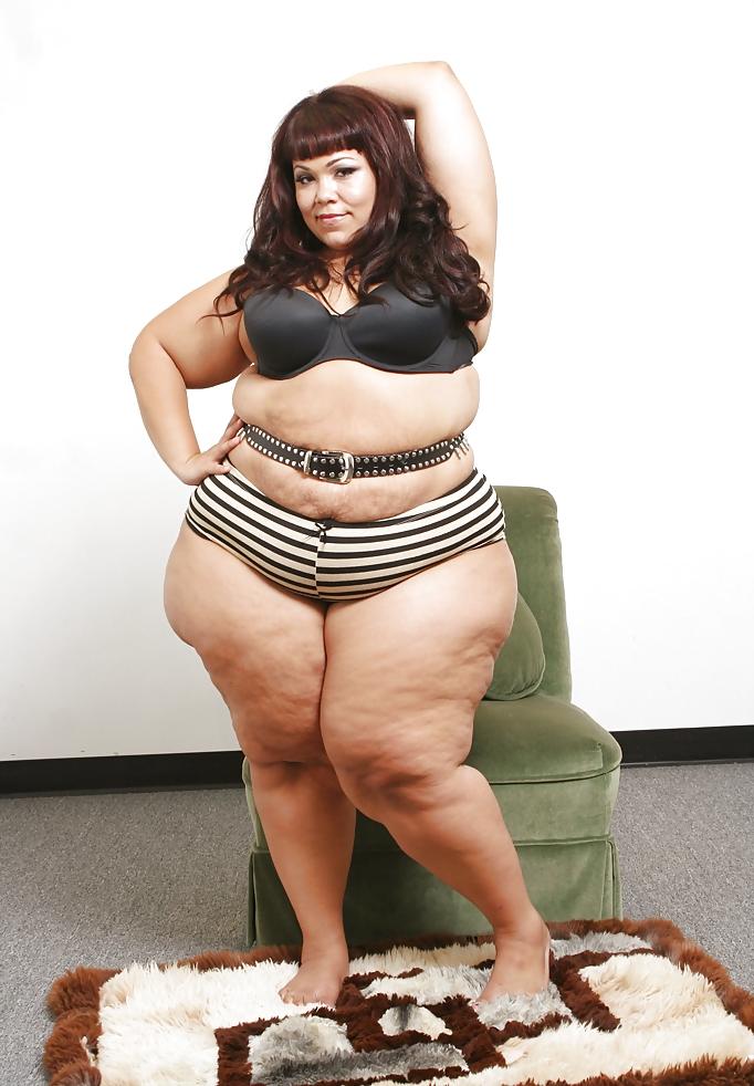 11P Gorgeous BBW