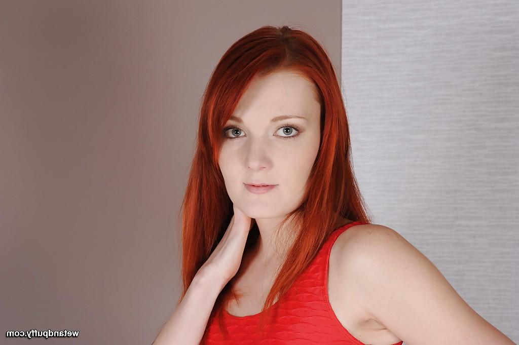 16P Natural redhead solo girl Maggies running beaded sex toy between labia lips