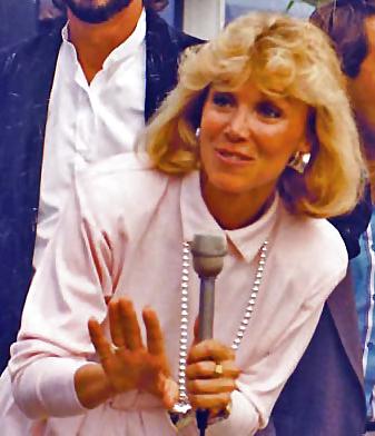 25P Retro Northcoast Newsbabe: Jan