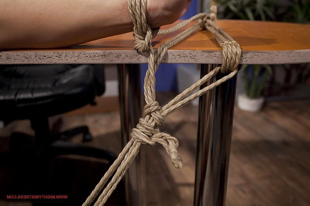 16P Gorgeous femdom Mandy Bright torturing her seductive slave with hot ass