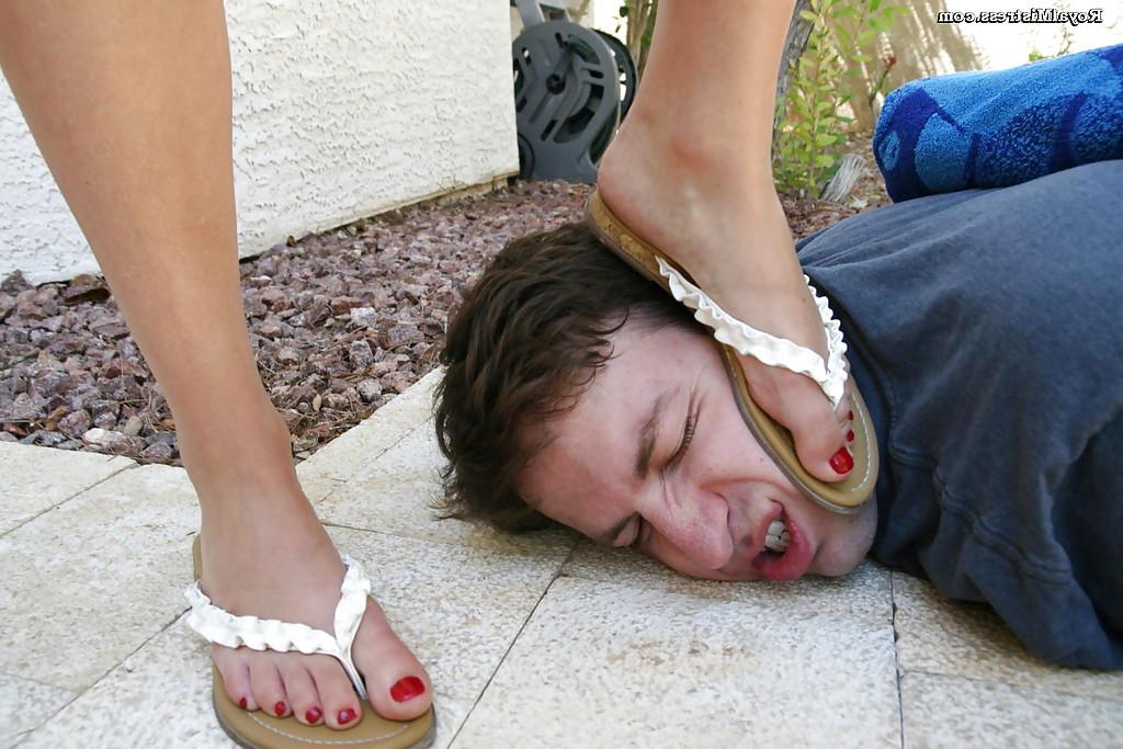 12P Foot femdom reality sequence with outdoor foot fetish