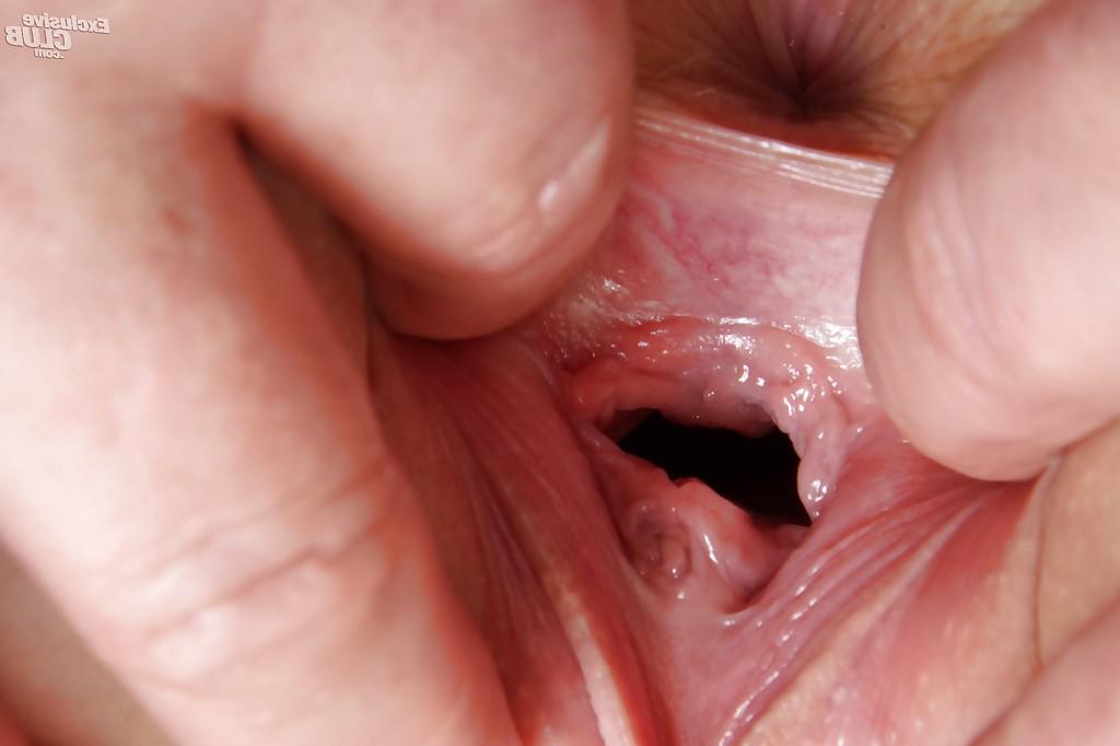 16P Lovely young vixen Kattie Gold adores fetish and visits to her gyno