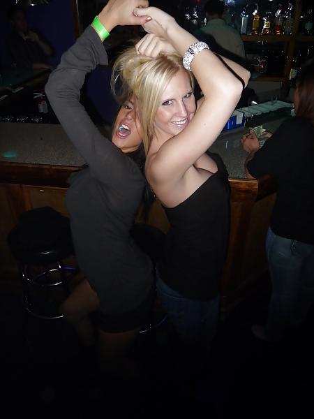 25P Naughty Party Girls