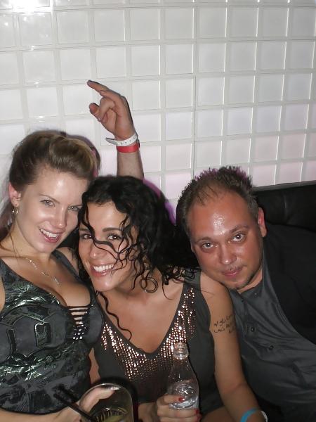 25P Naughty Party Girls