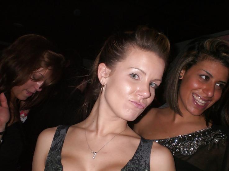 25P Naughty Party Girls