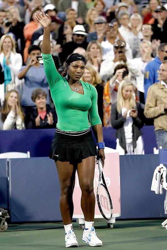 25P Serena Williams - at Bank of the West Classic