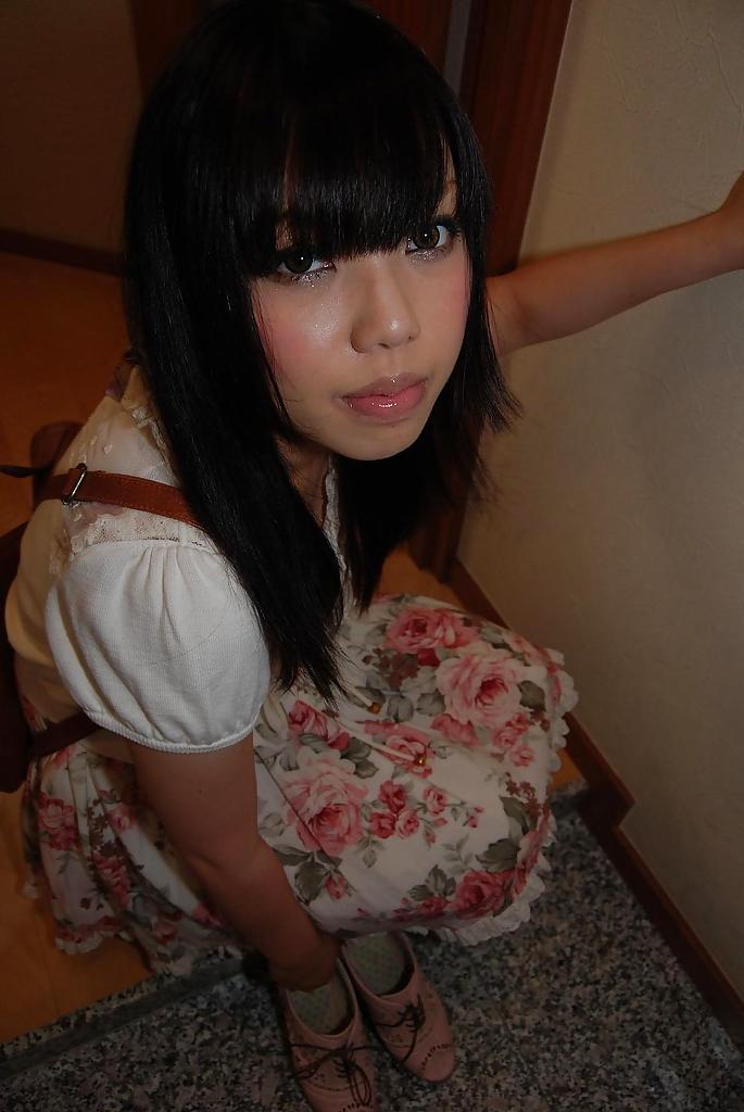 16P Lovely asian teen Chisa Nagata getting nude and vibing her slit