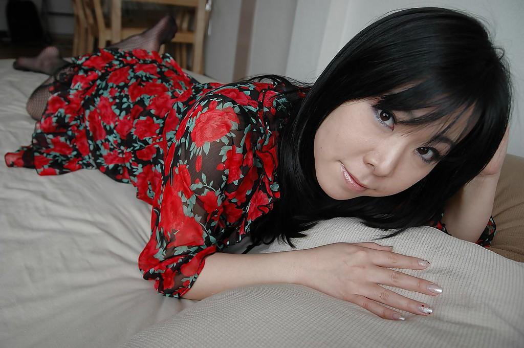16P Asian MILF in pantyhose stripping and spreading her hairy pussy lips