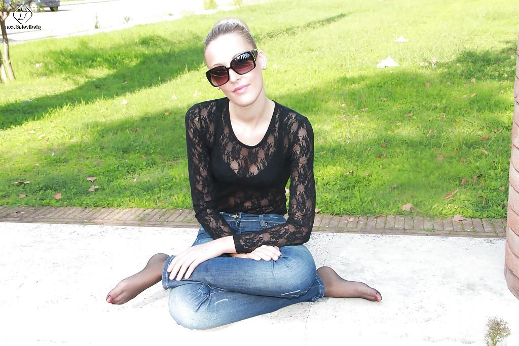16P Foot fetish loving babe Christelle is so hyped with this session