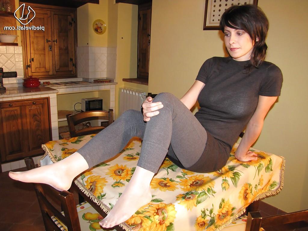 16P Brunette babe Elena showing her foot fetish pantyhose