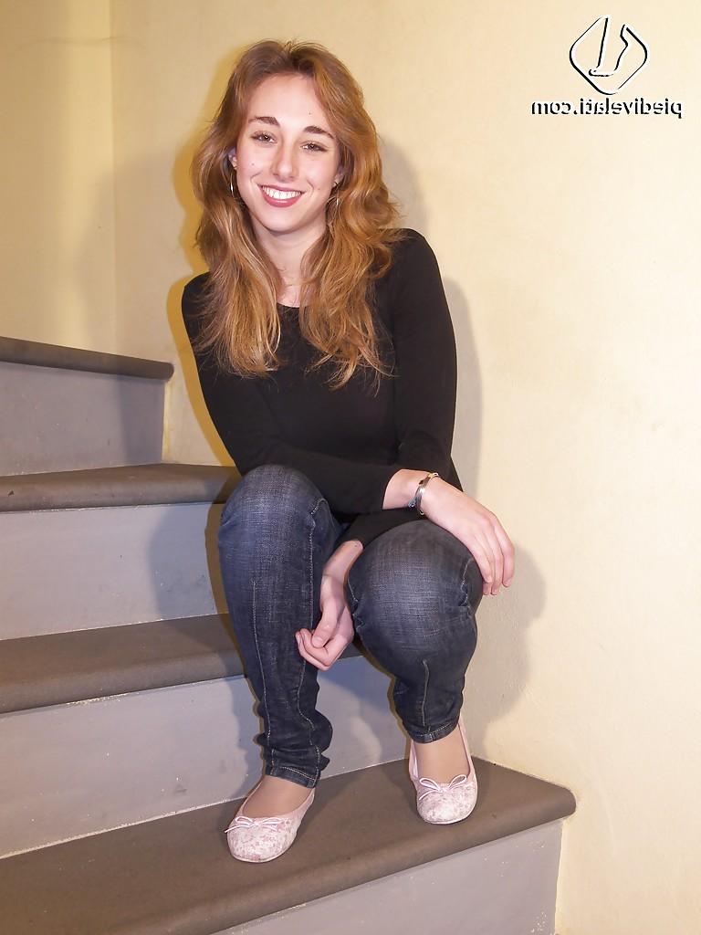 16P Costanza is one shy girl that has a nice foot fetish to show us
