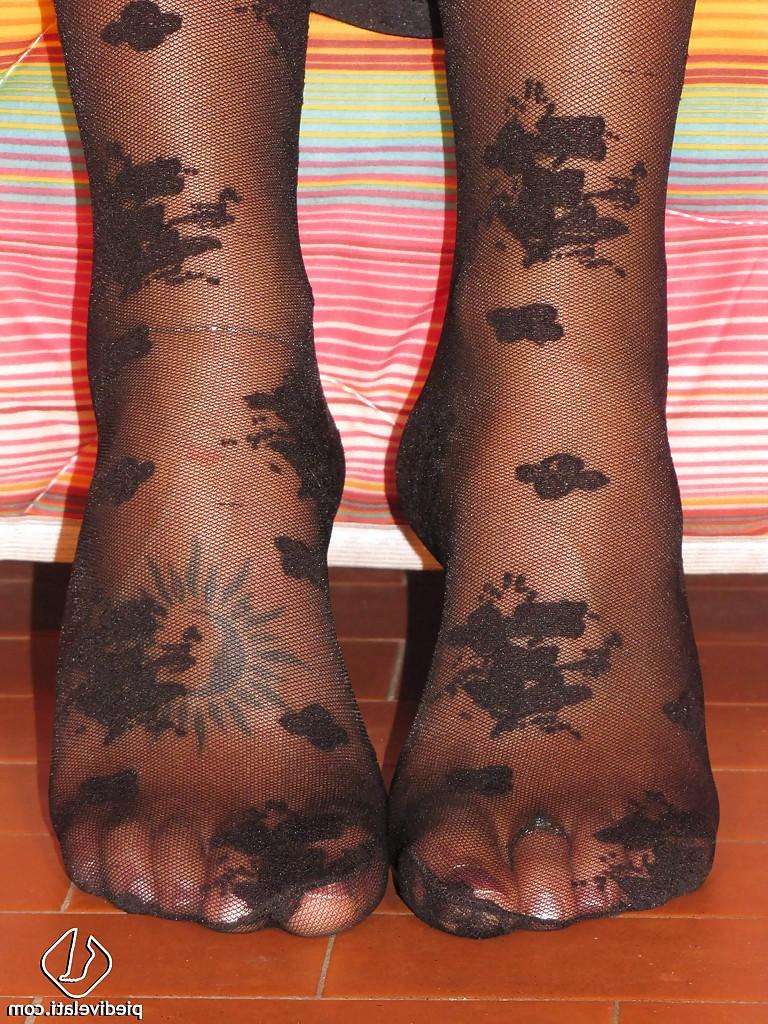 16P Cute brunette foot fetish lady Carla showing her black stockings