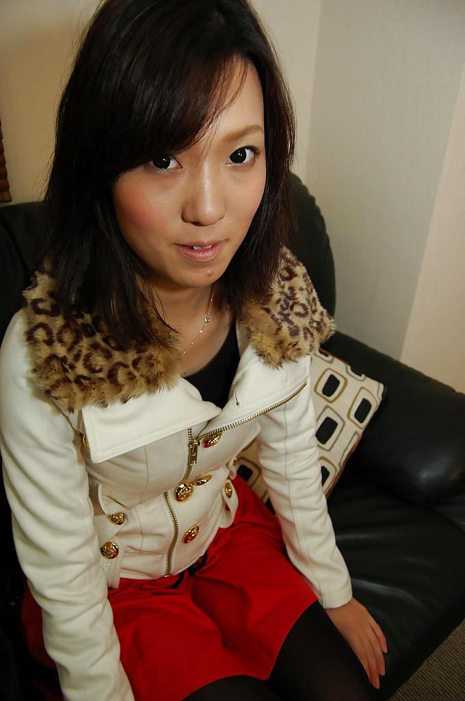 16P Fuckable asian teen Kotomi Yano strips down and vibes her cunt