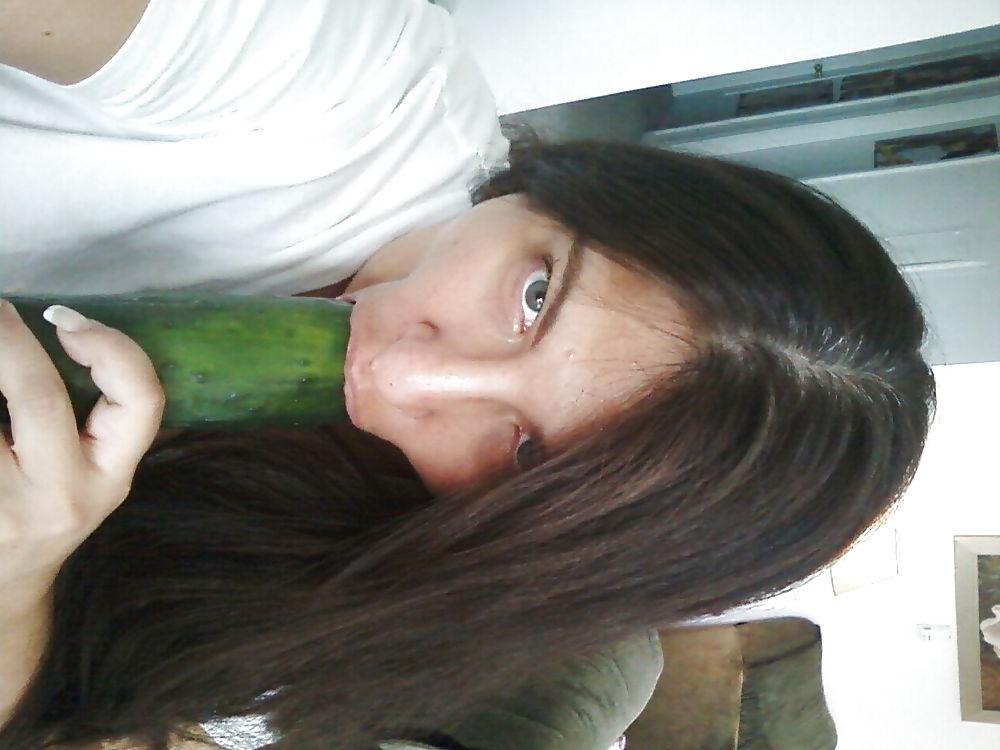 10P BBW squirts on cucumber