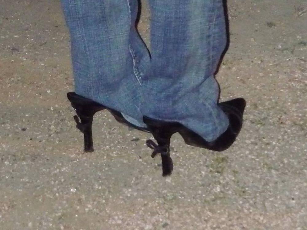 12P Japanese Candids - Feet on the Street 10