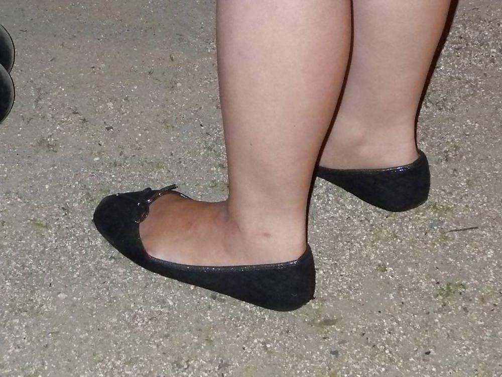 12P Japanese Candids - Feet on the Street 10