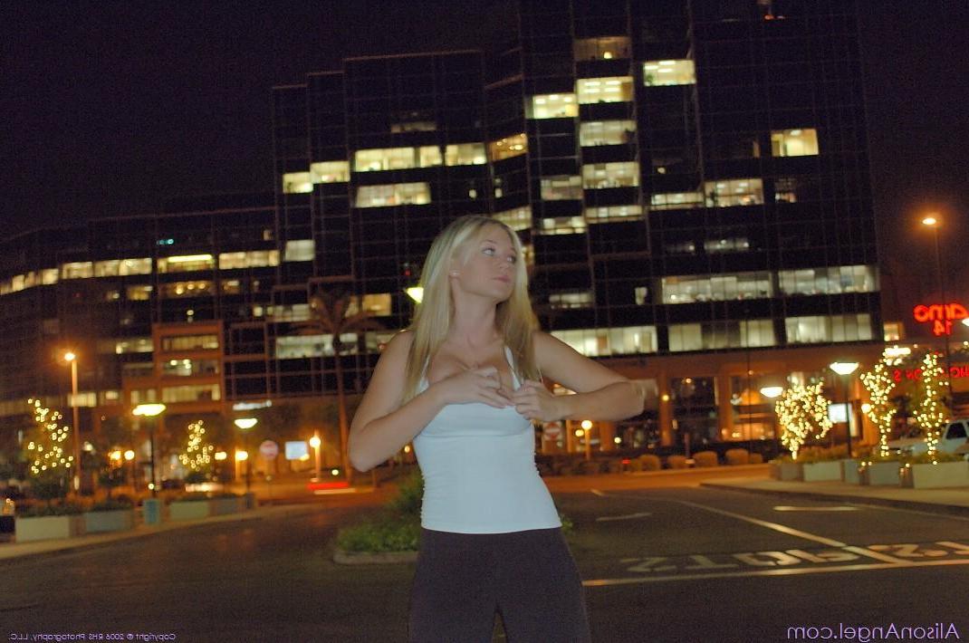 20P Pictures of teen Alison Angel flashing in public