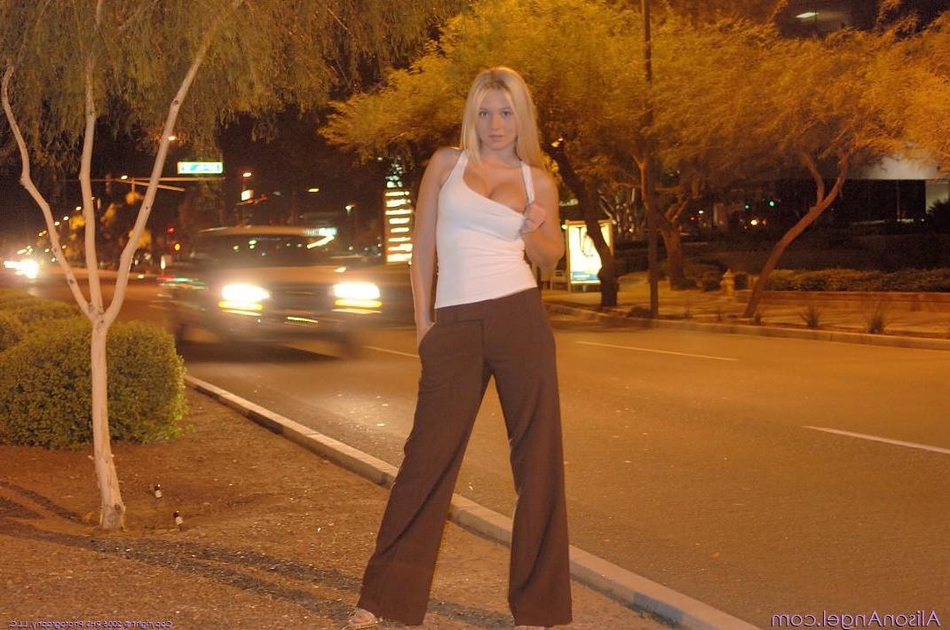 20P Pictures of teen Alison Angel flashing in public