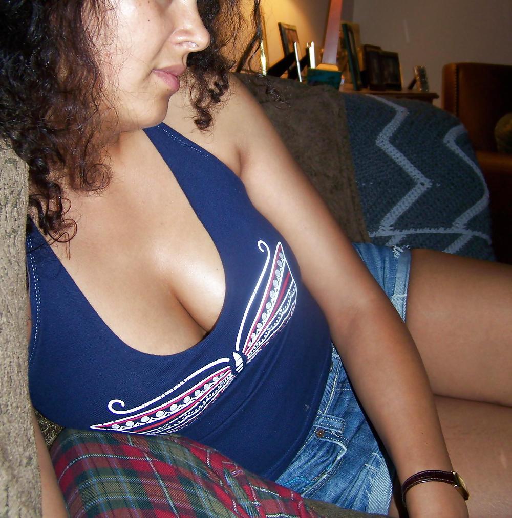 15P Nice handjob in jeans