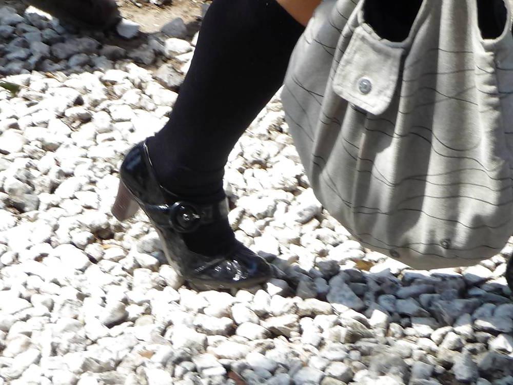 11P Japanese Candids - Feet on the Street 14