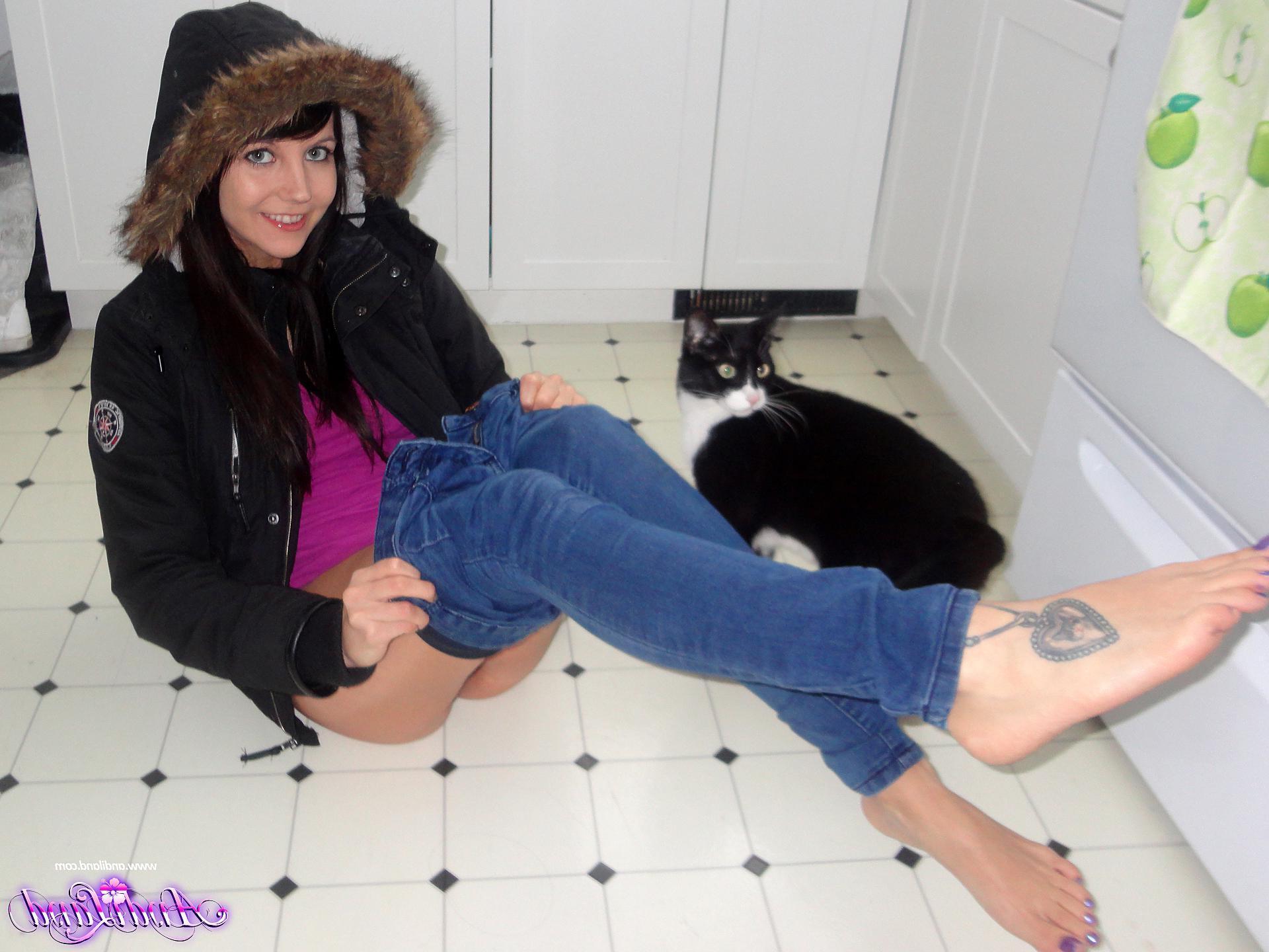 15P Pictures of Andi wearing her winter jacket and not much else