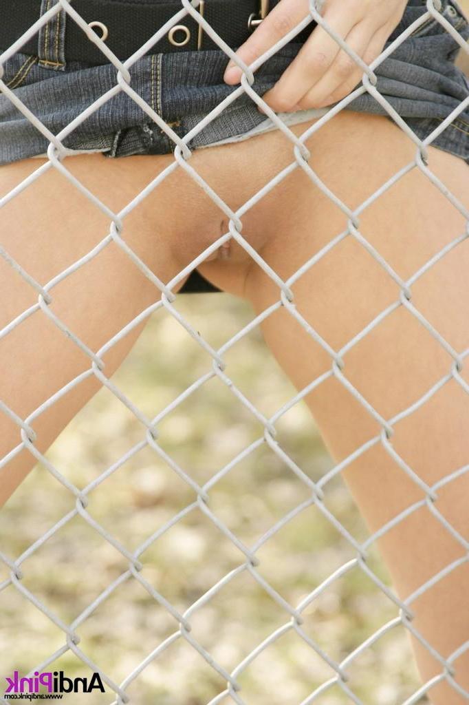 15P Andi gets naughty outside