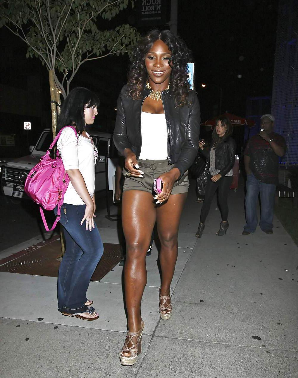 19P Serena Williams LEGGY, at BOA Restaurant in West Hollywood