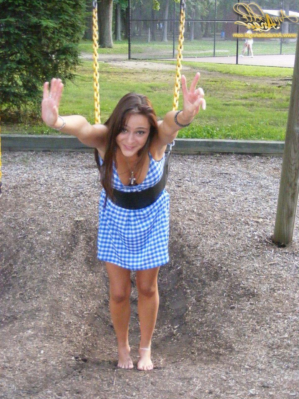 16P Pictures of Annabelle Angel being naughty in a park