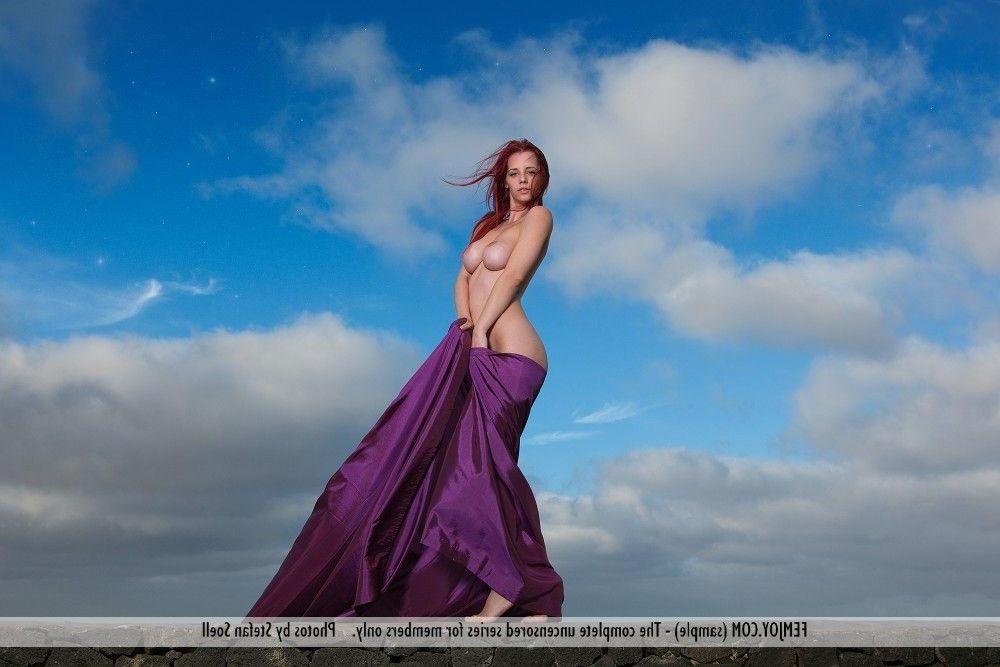12P Pictures of Ariel enjoying the great outdoors