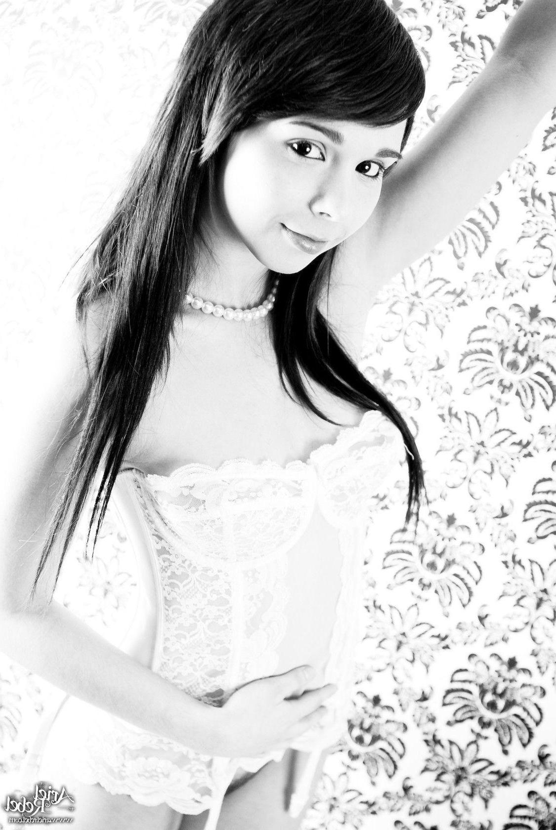 20P Pictures of Ariel Rebel looking vintage in black and white