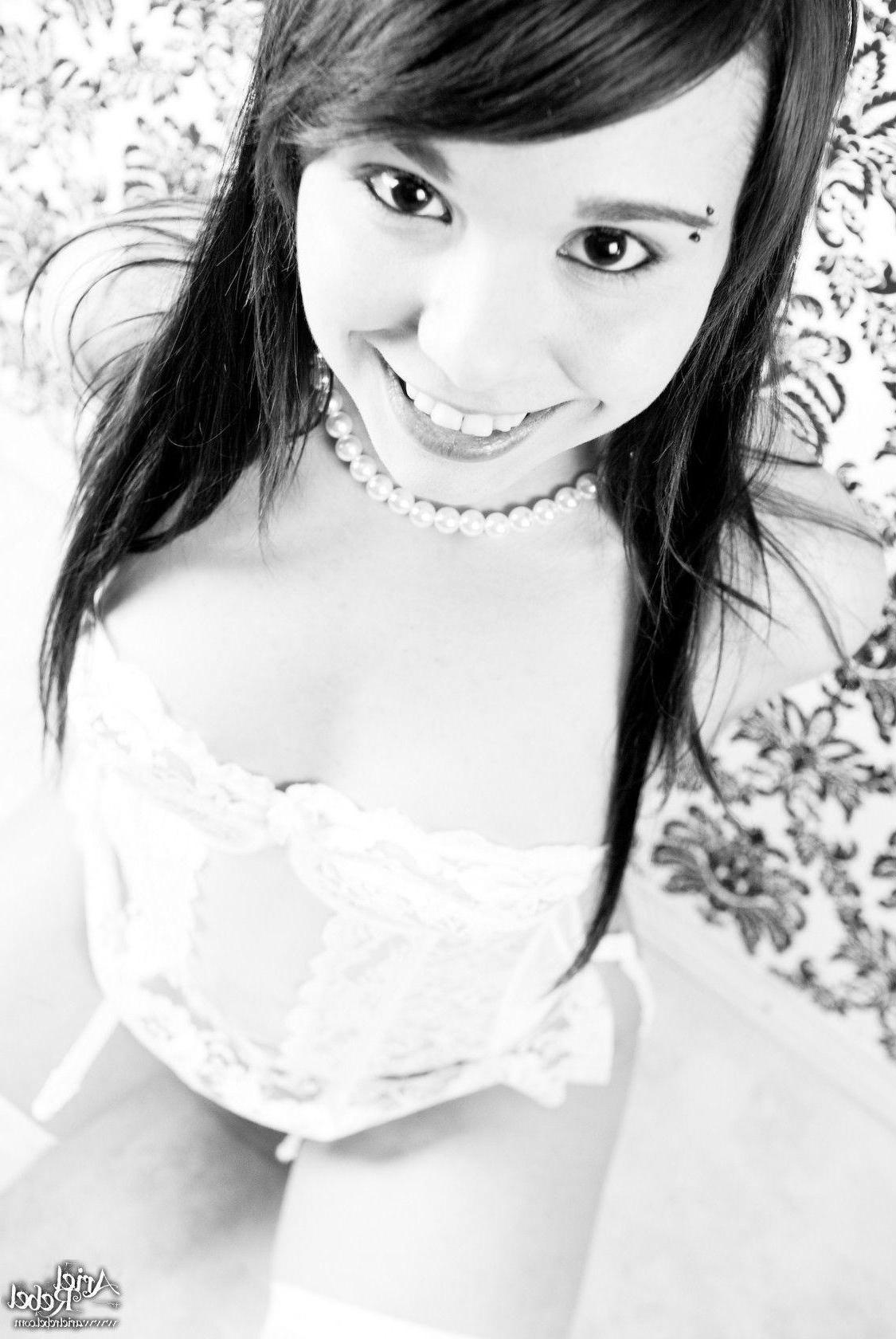 20P Pictures of Ariel Rebel looking vintage in black and white