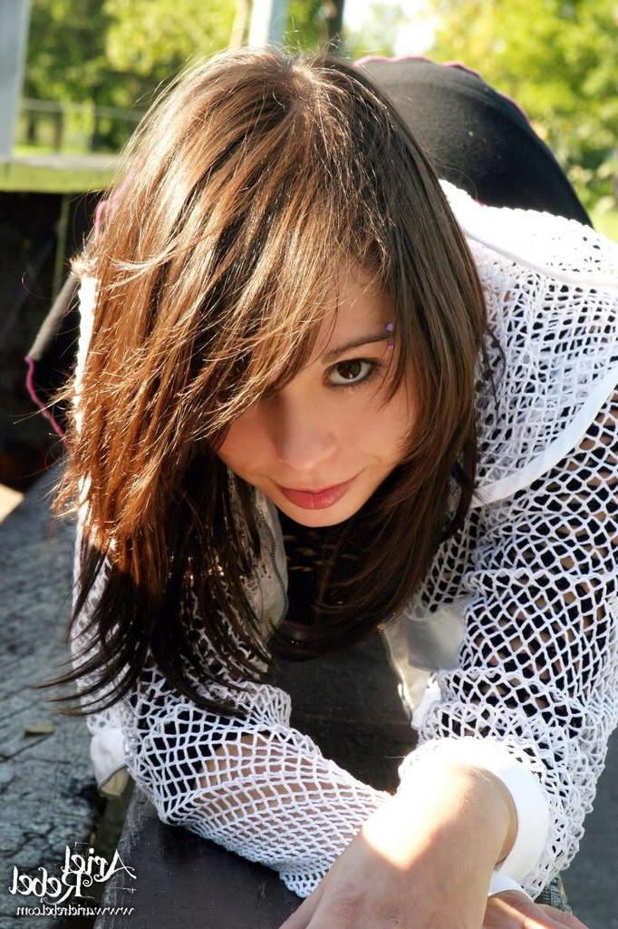 15P Pictures of Ariel Rebel showing you her pussy upskirt in the park
