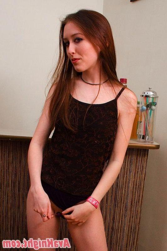 11P Pictures of Ava Knight nude and ready to get naughty