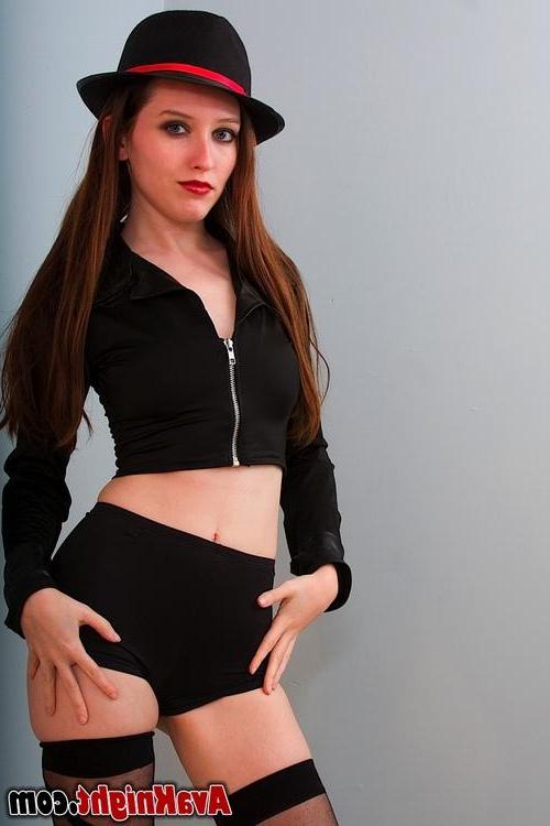16P Pictures of Ava Knight ready for some kinky sex