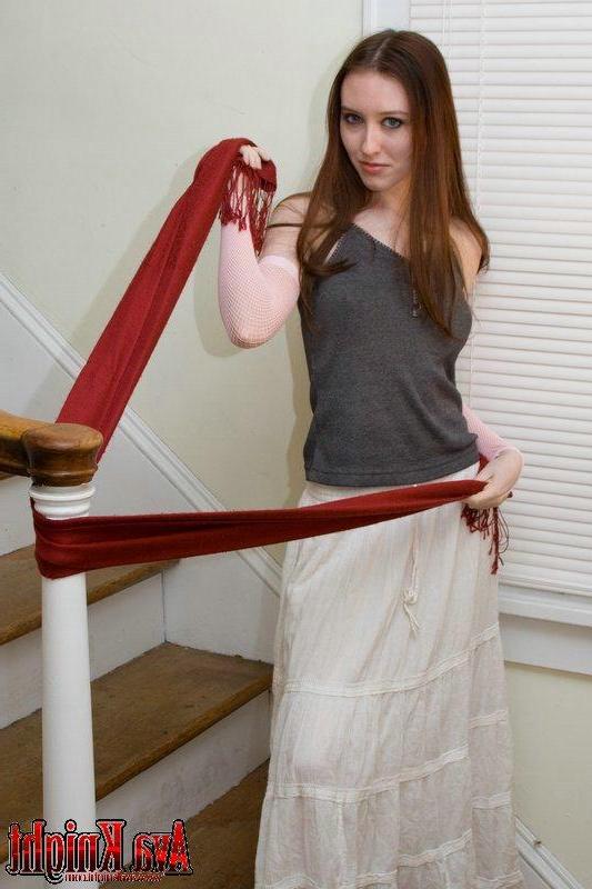 16P Pictures of teen star Ava Knight stripping naked so you can have your way with h