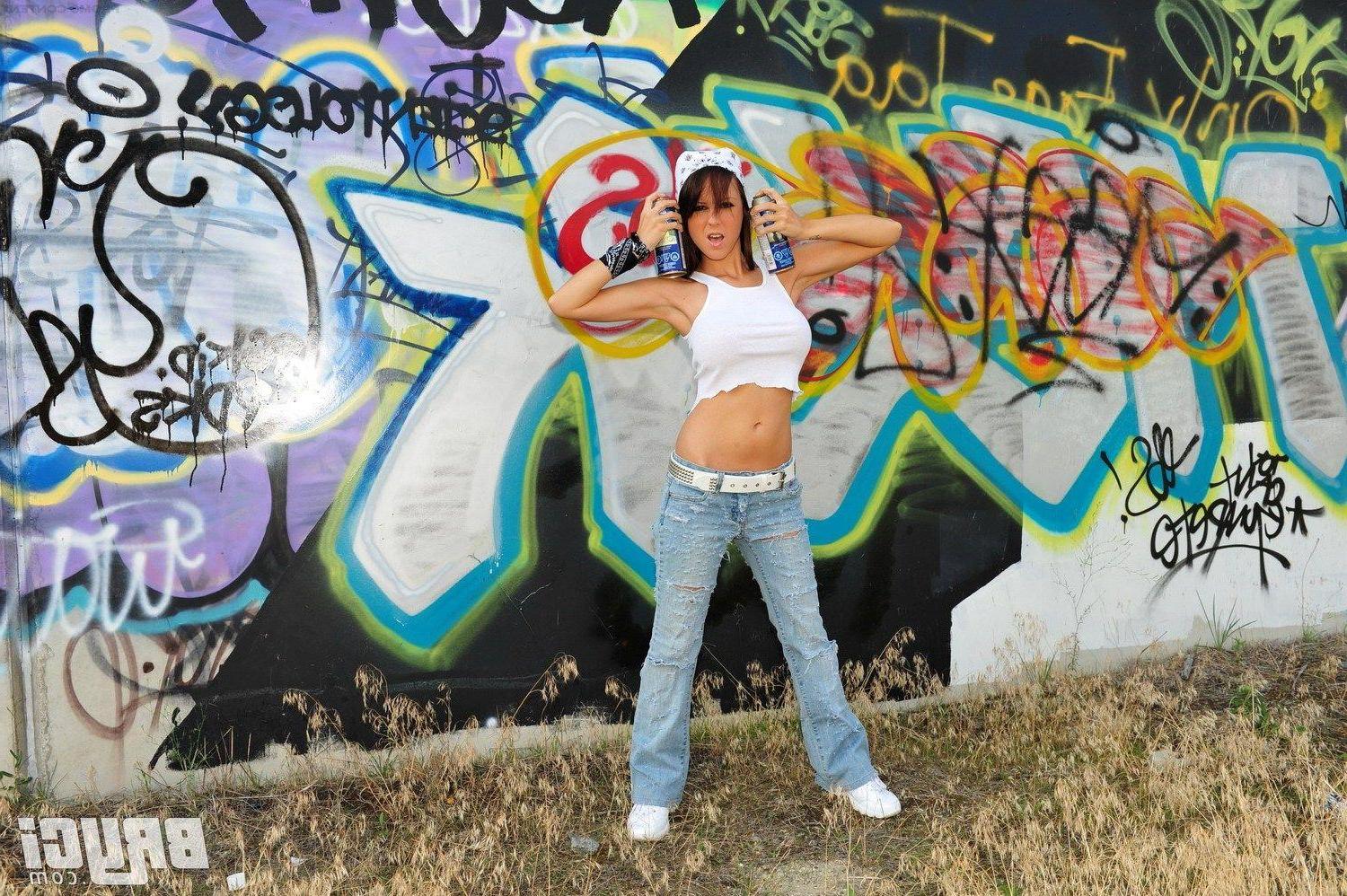 15P Pictures of Bryci being a very naughty girl