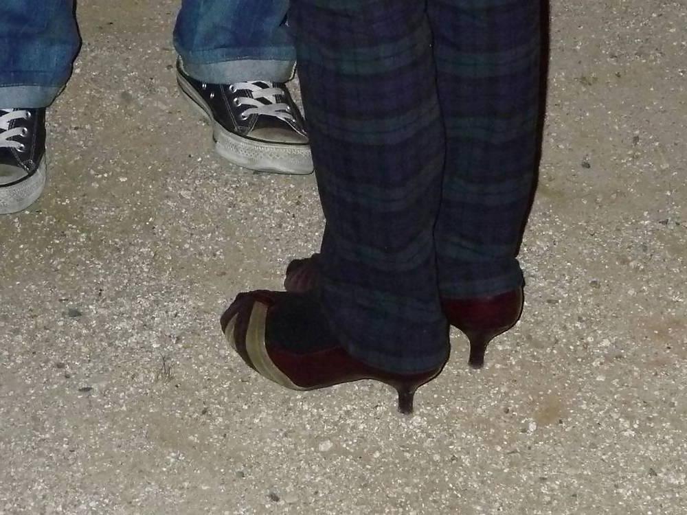 11P Japanese Candids - Feet on the Street 15