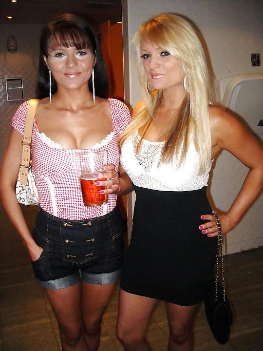 15P Hot  British teens 1