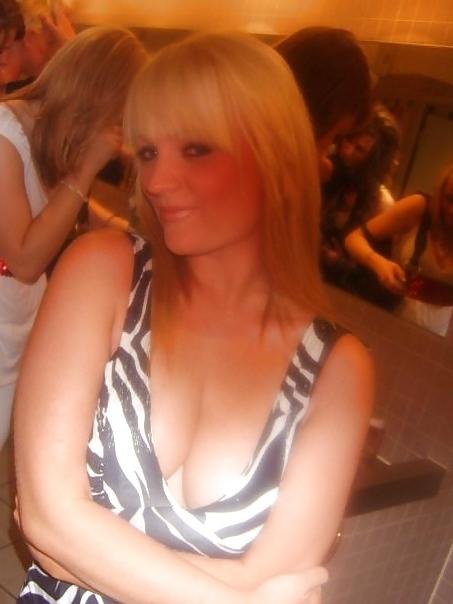 15P Hot  British teens 1