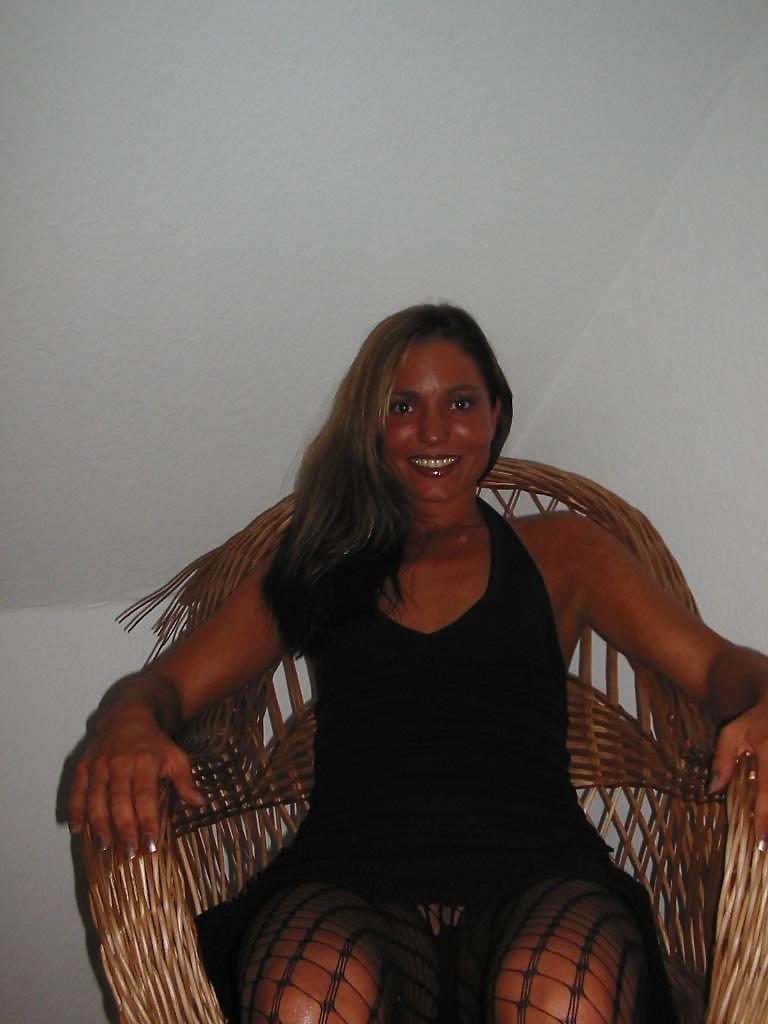 25P Amateurs delights 4 - Sexy tanned skank