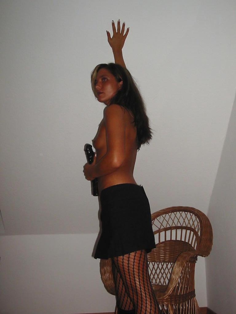 25P Amateurs delights 4 - Sexy tanned skank