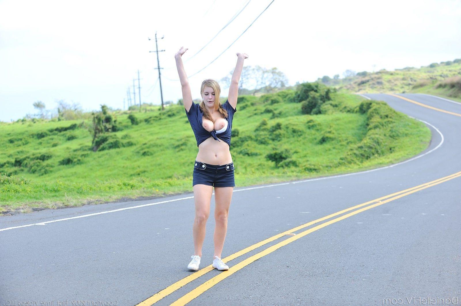 15P Pictures of Danielle FTV having some naughty fun outside