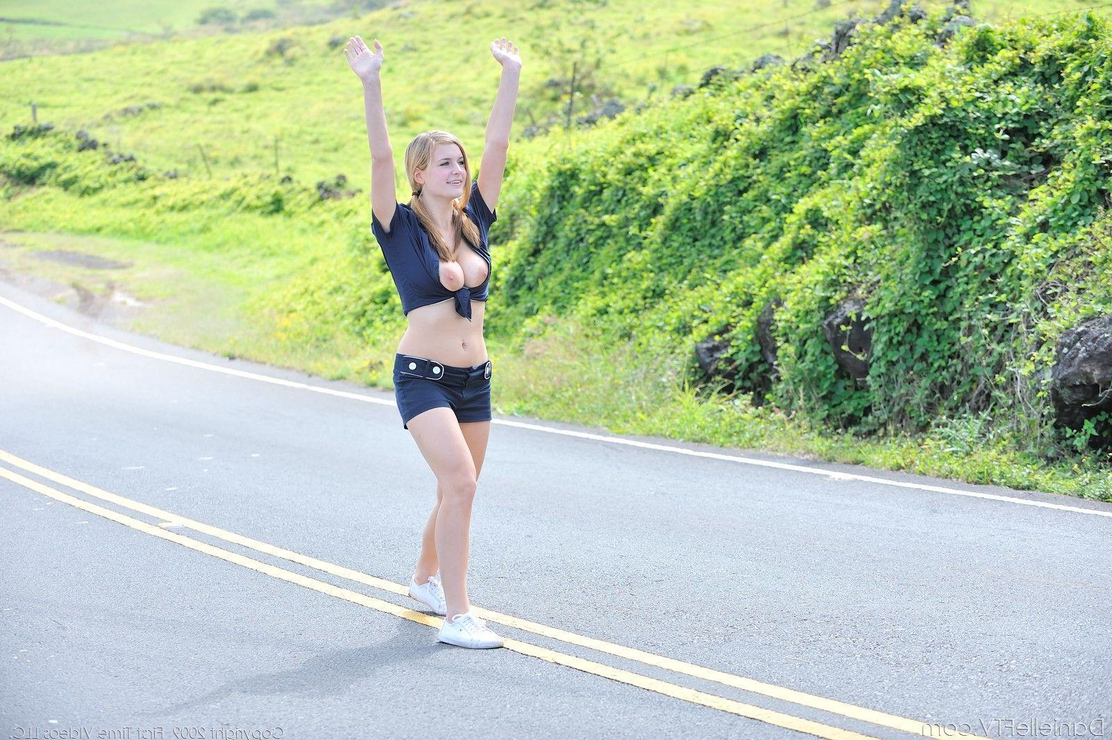 15P Pictures of Danielle FTV having some naughty fun outside