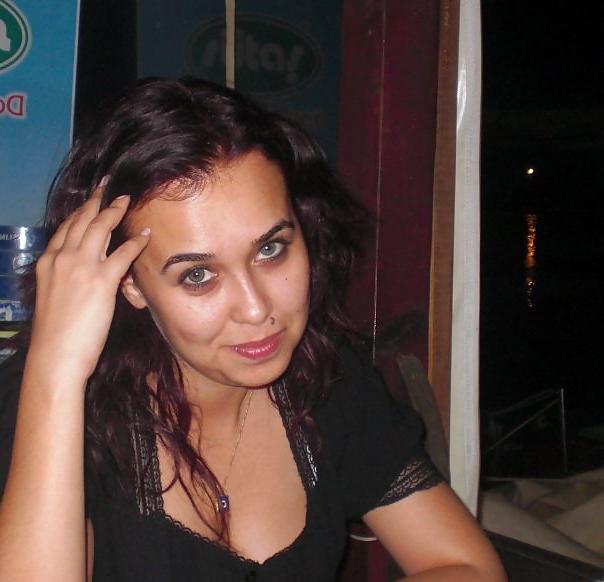 16P Melek Turkish Girl