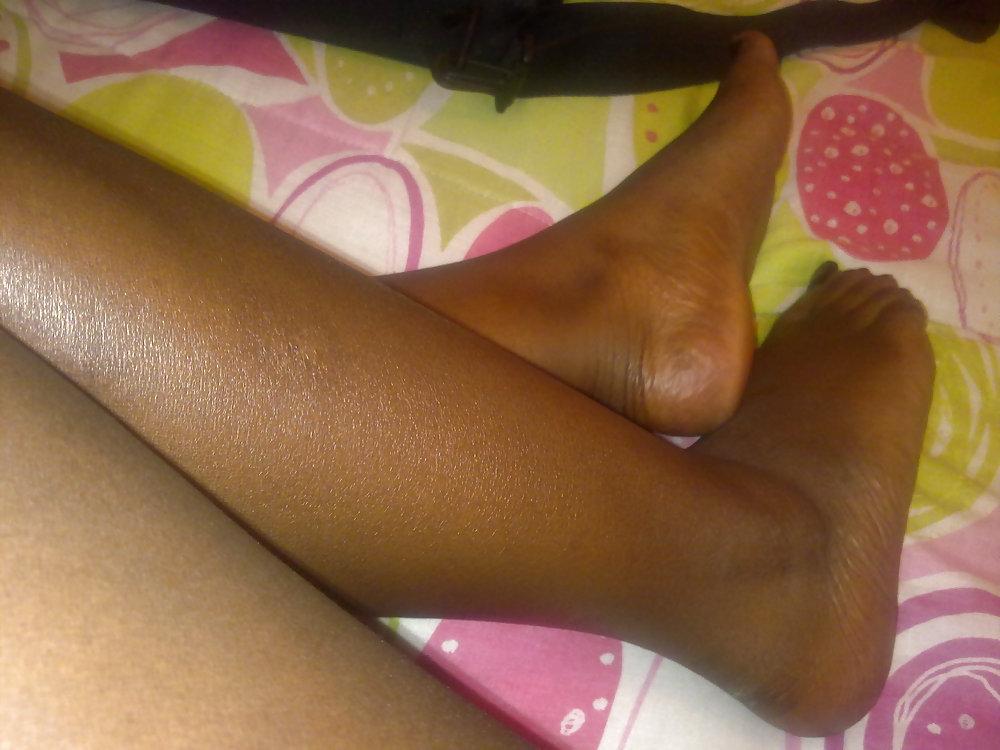 25P More Feet