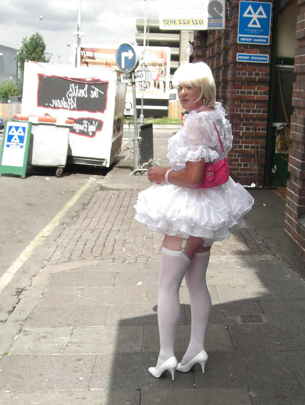 9P Sissy nancy exposed in public
