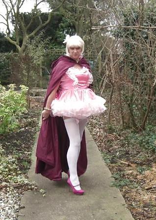9P Sissy nancy exposed in public