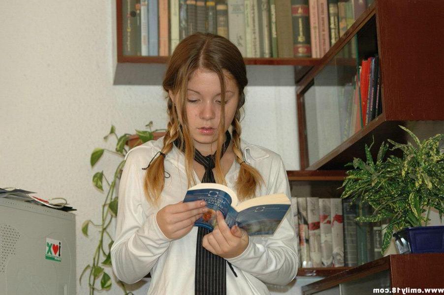15P Pictures of schoolgirl Emily getting naughty after class