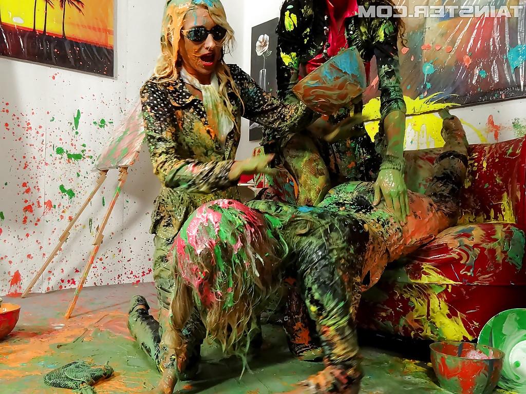 16P Sexy fetish babe Kitty Jane has some messy fully clothed fun with her friends