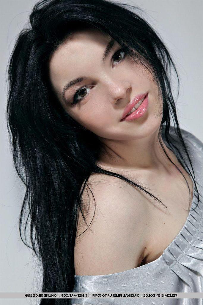 18P Pictures of Felicia B giving you her pussy